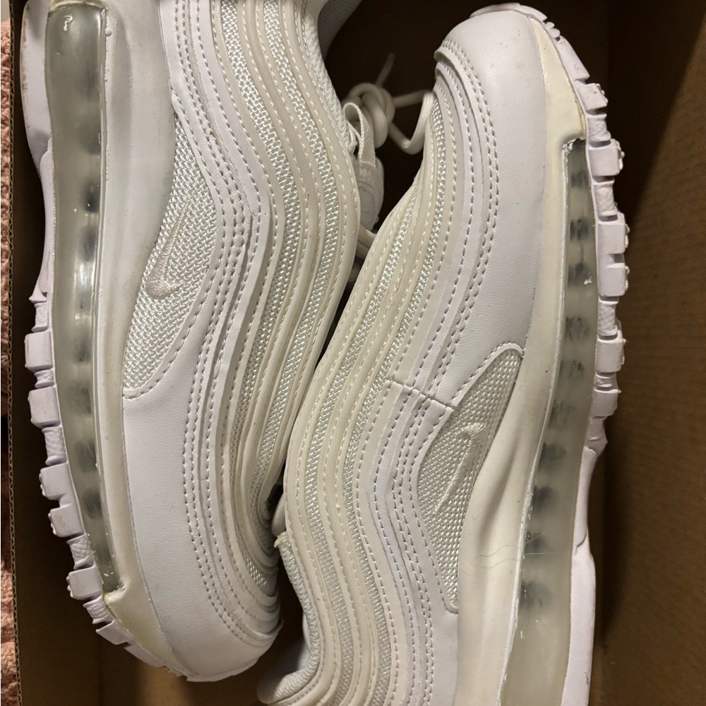 Nike Women's Cream Air Max Sneakers